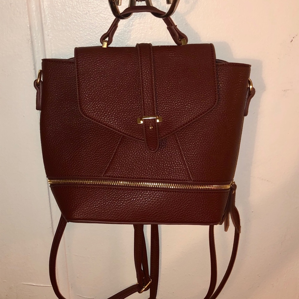 🔥Faux Leather Backpack 🔥 FINAL PRICE DROP‼️ - Picture 2 of 5
